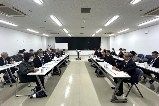 講評会